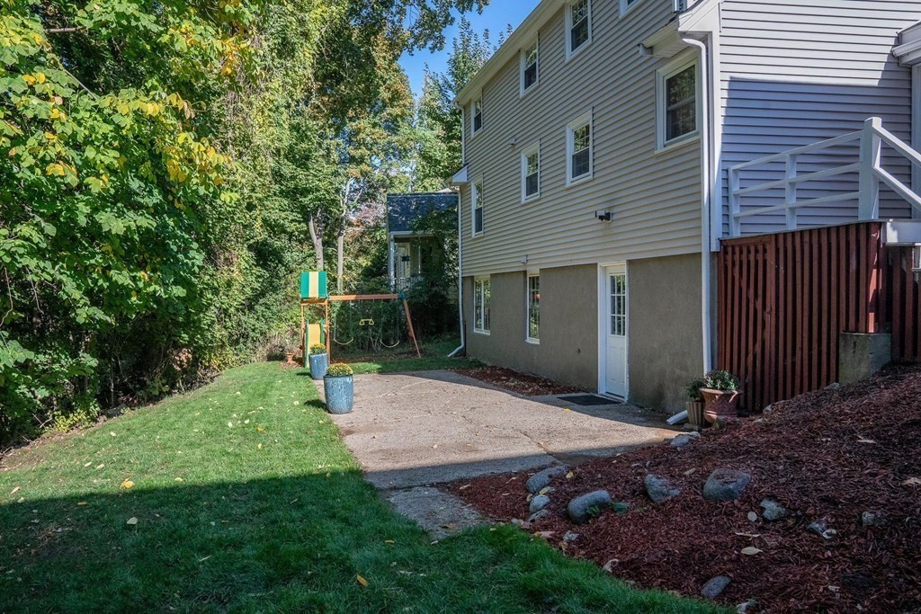 51 Hopkins Street Reading, MA 01867 - Photo 24 of 24