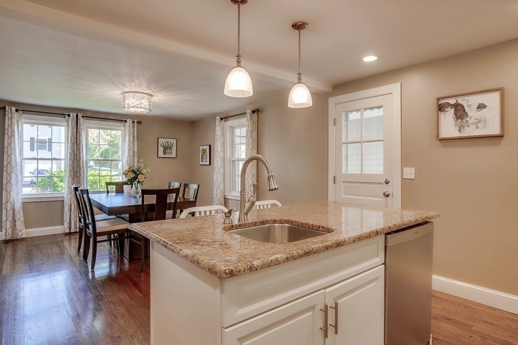 51 Hopkins Street Reading, MA 01867 - Photo 9 of 24