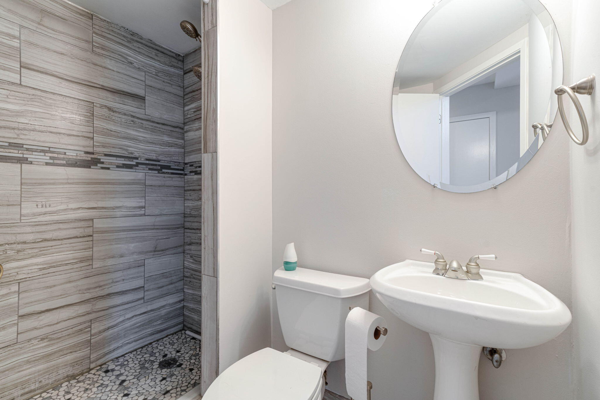 N1199 Beech Road Bloomfield, WI 53128 - Photo 13 of 26 Main Level Bathroom