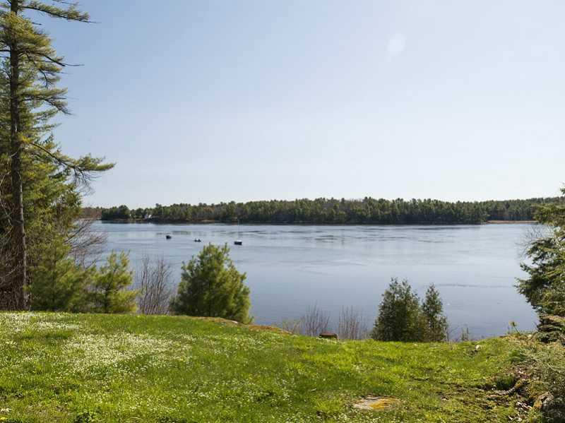 219 Fiddlers Reach Road Phippsburg, ME 04562 - Photo 7 of 35 View.