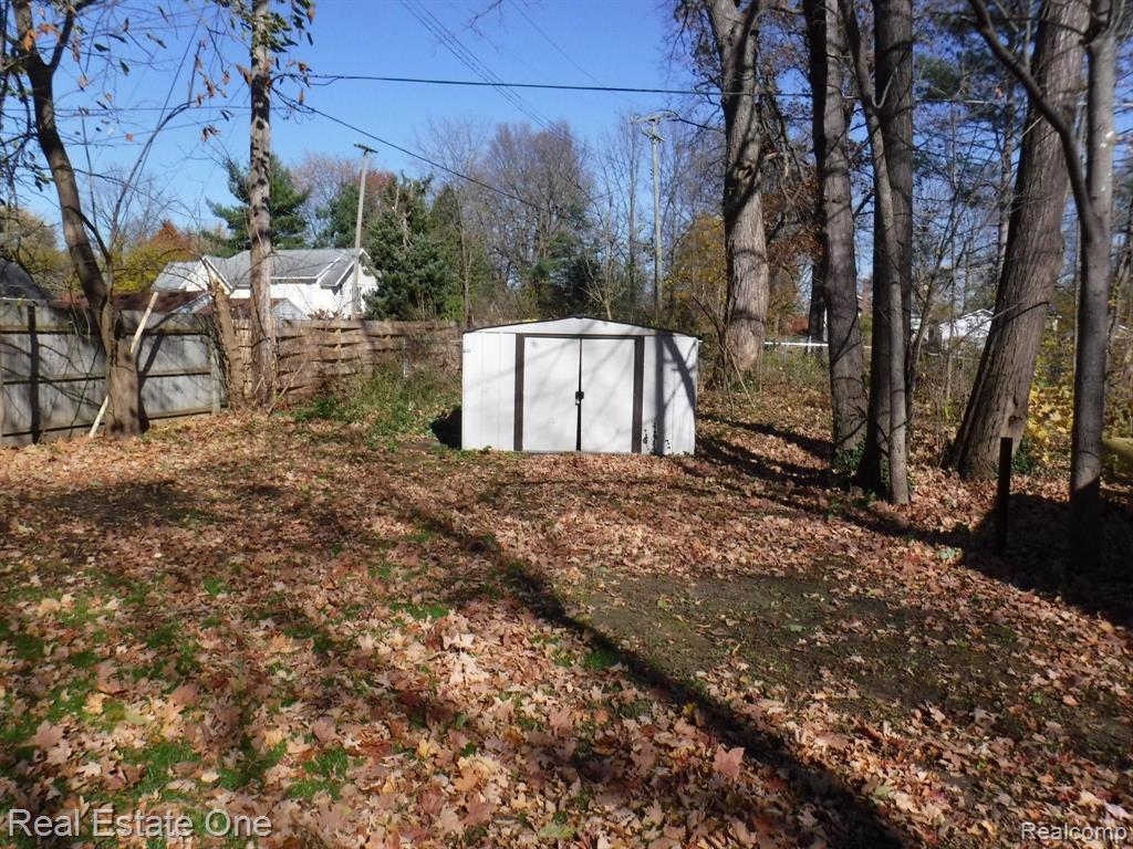 318 East Brooks Street Howell, MI 48843 - Photo 26 of 26