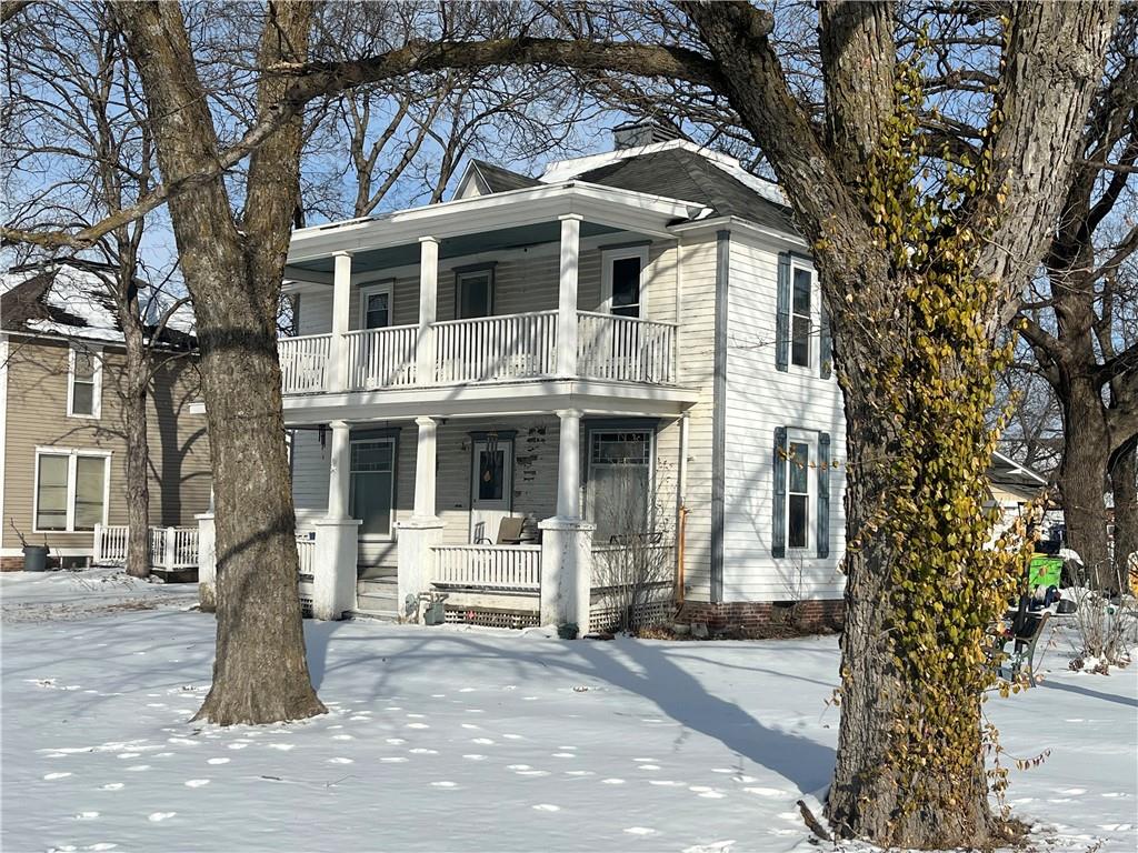 118 7th Street Baldwin City, KS 66006 - Photo 2 of 19