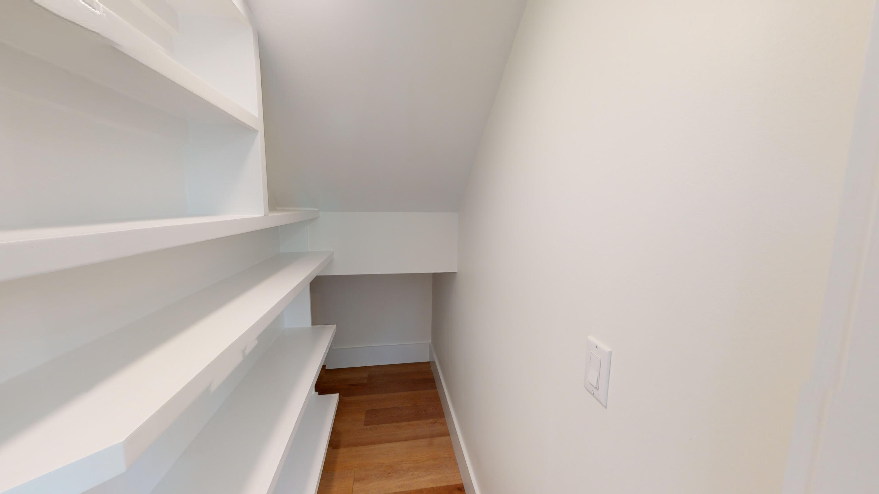 30 Beacon Point Drive Santa Rosa Beach, FL 32459 - Photo 25 of 53 a view of a hallway