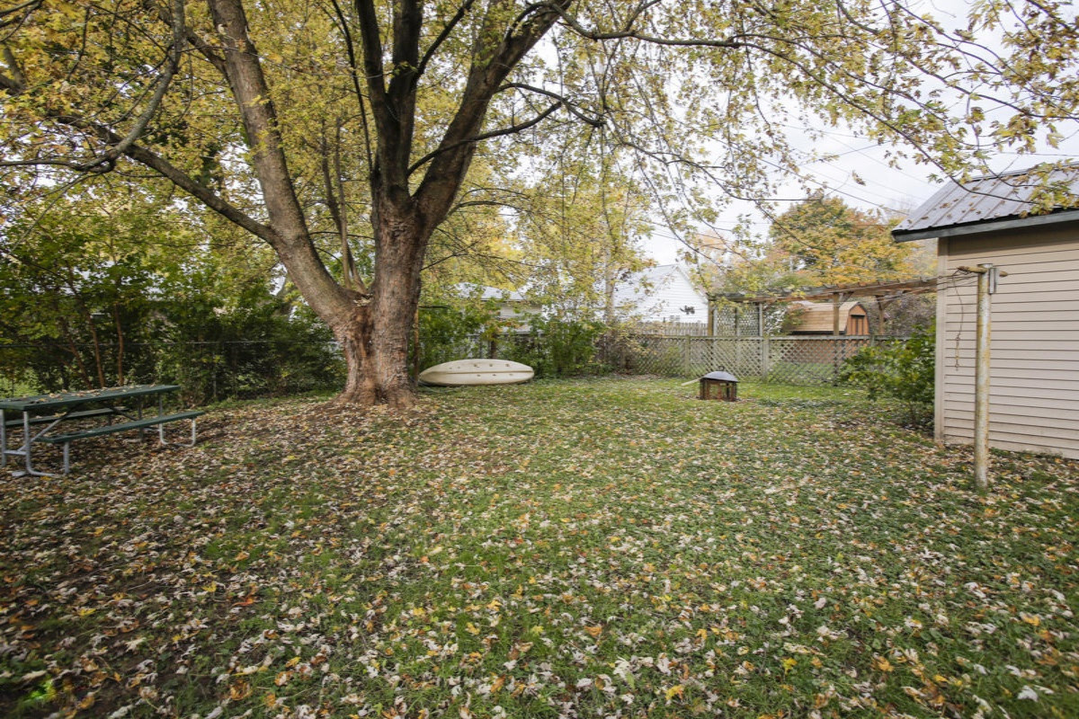 637 South Hooker Avenue Three Rivers, MI 49093 - Photo 16 of 21 637 hooker-116