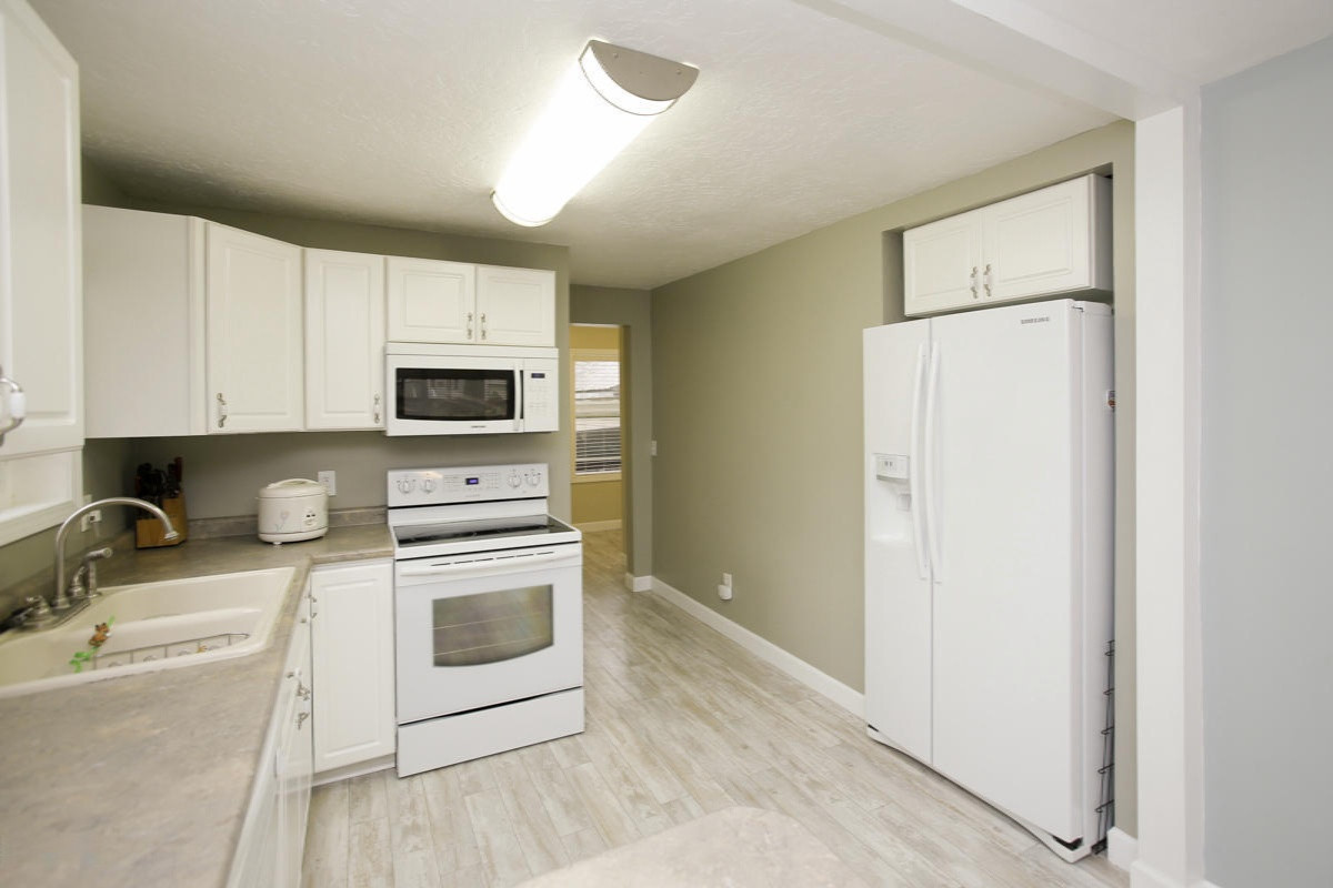 637 South Hooker Avenue Three Rivers, MI 49093 - Photo 8 of 21 637 hooker-108