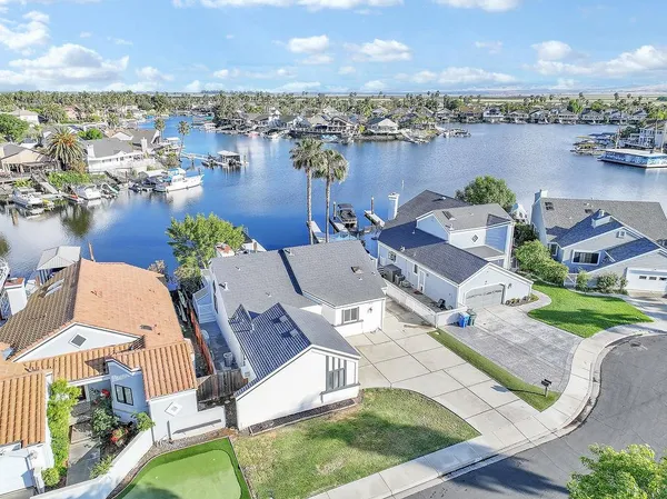 $828,000 | 4630 Spinnaker Way, Discovery Bay, CA 94505