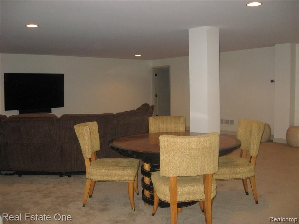 24797 Reeds Pointe Drive Novi, MI 48374 - Photo 35 of 41