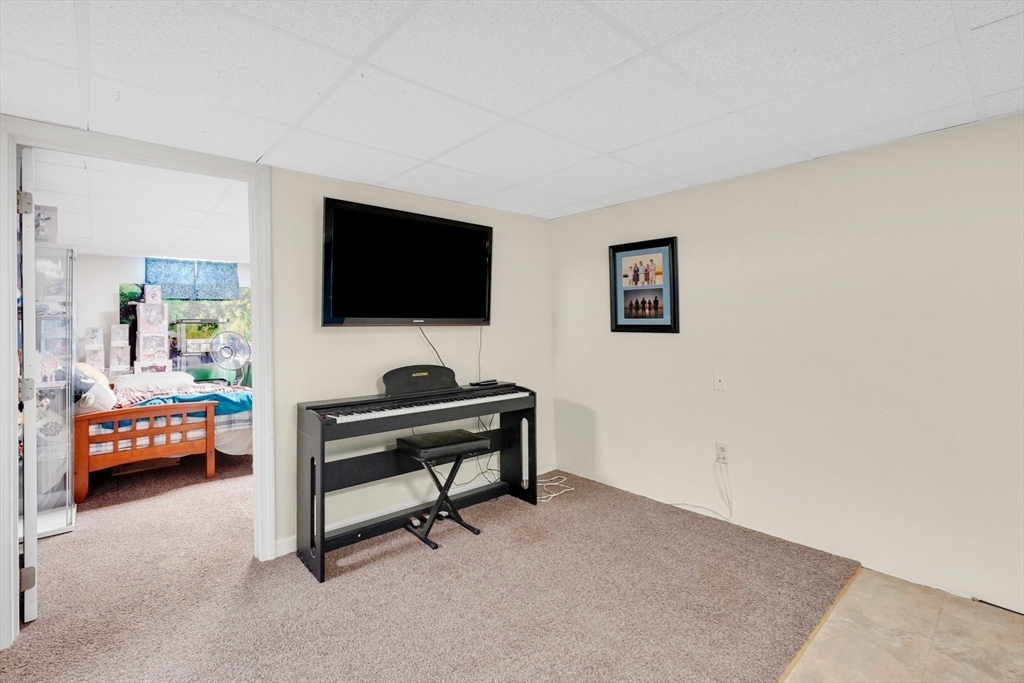 3 Gula Drive Easthampton, MA 01027 - Photo 26 of 33