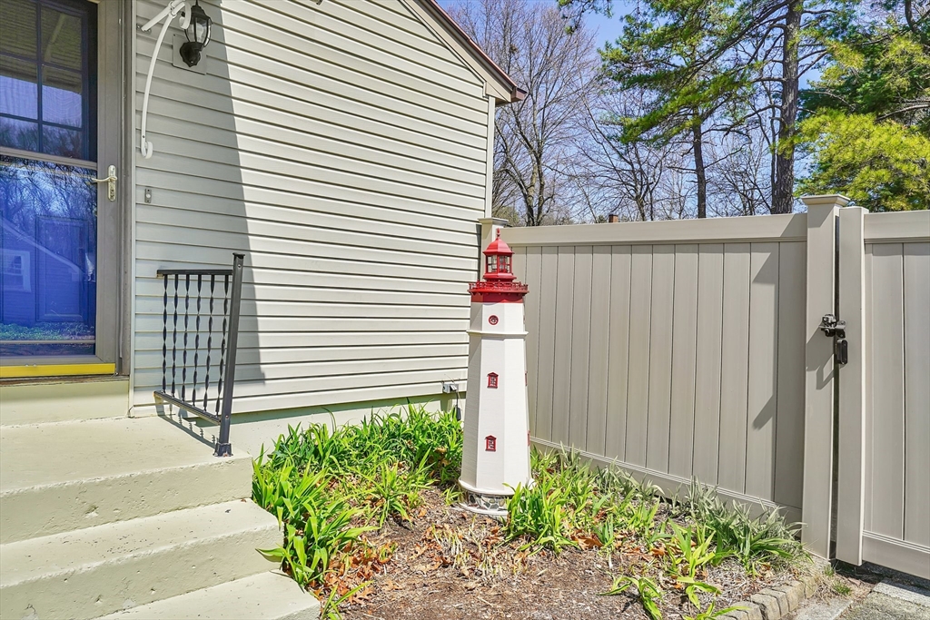 3 Gula Drive Easthampton, MA 01027 - Photo 4 of 33