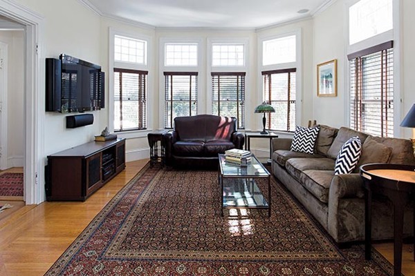 703 Chestnut Street Newton, MA 02468 - Photo 3 of 10