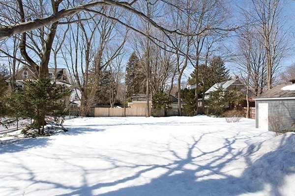703 Chestnut Street Newton, MA 02468 - Photo 10 of 10