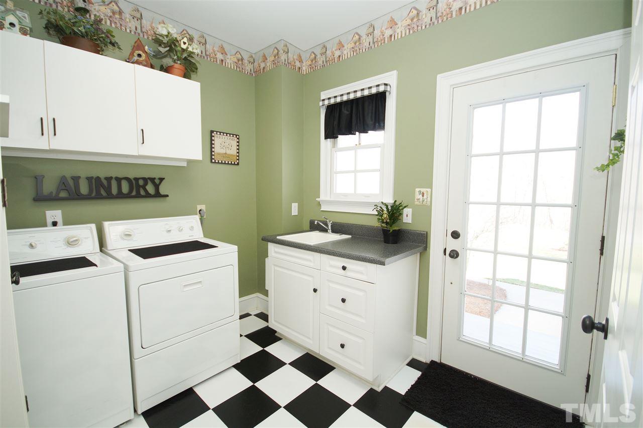 10925 Cahill Road Raleigh, NC 27614 - Photo 14 of 30