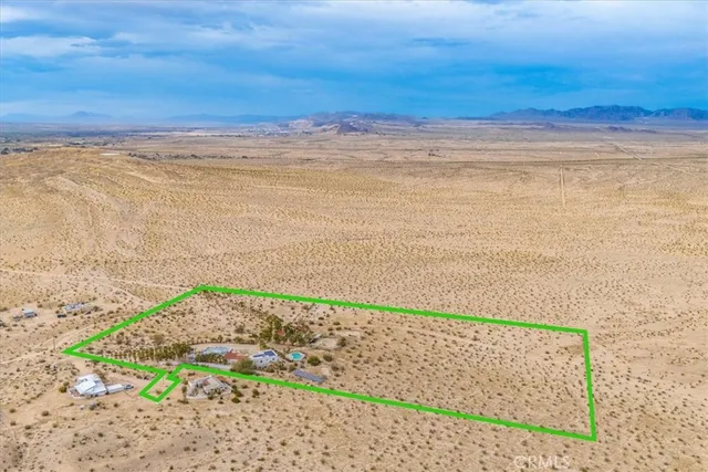 $990,000 | 75775 Joe Davis Drive, Twentynine Palms, CA 92277