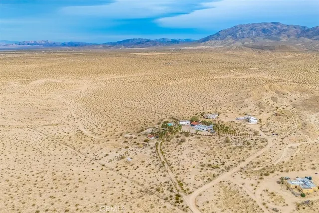 $990,000 | 75775 Joe Davis Drive, Twentynine Palms, CA 92277