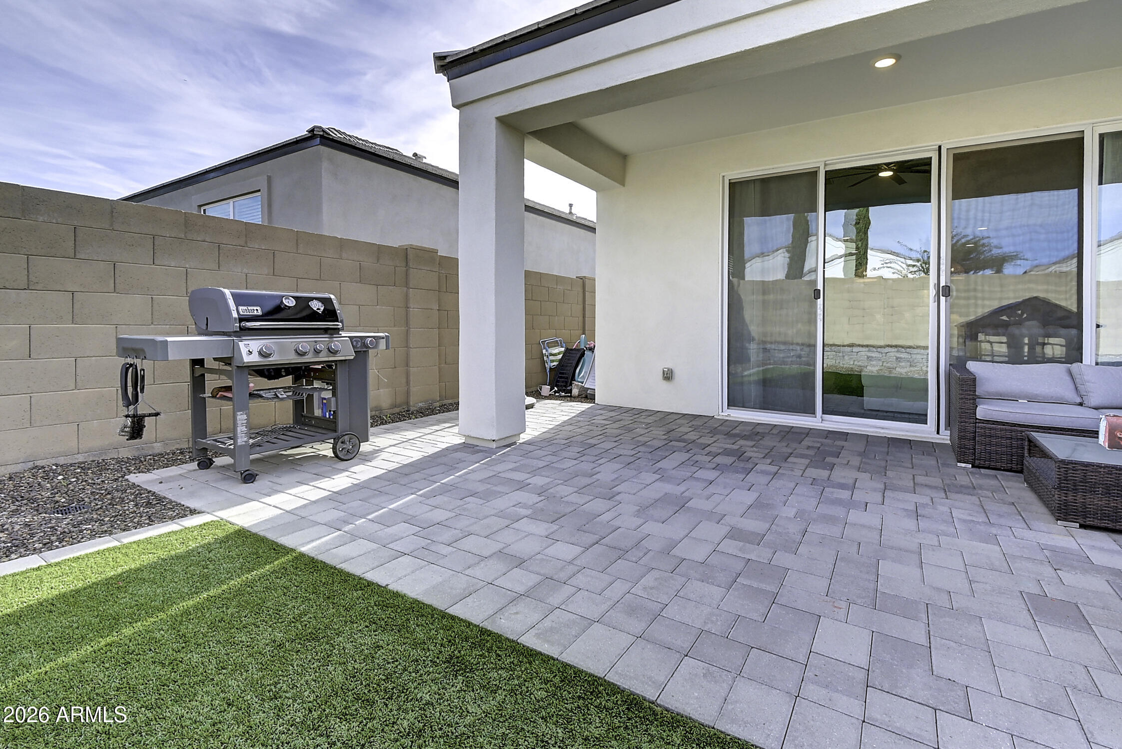 2140 East Alameda Road Phoenix, AZ 85024 - Photo 44 of 54 a front view of a house with garden