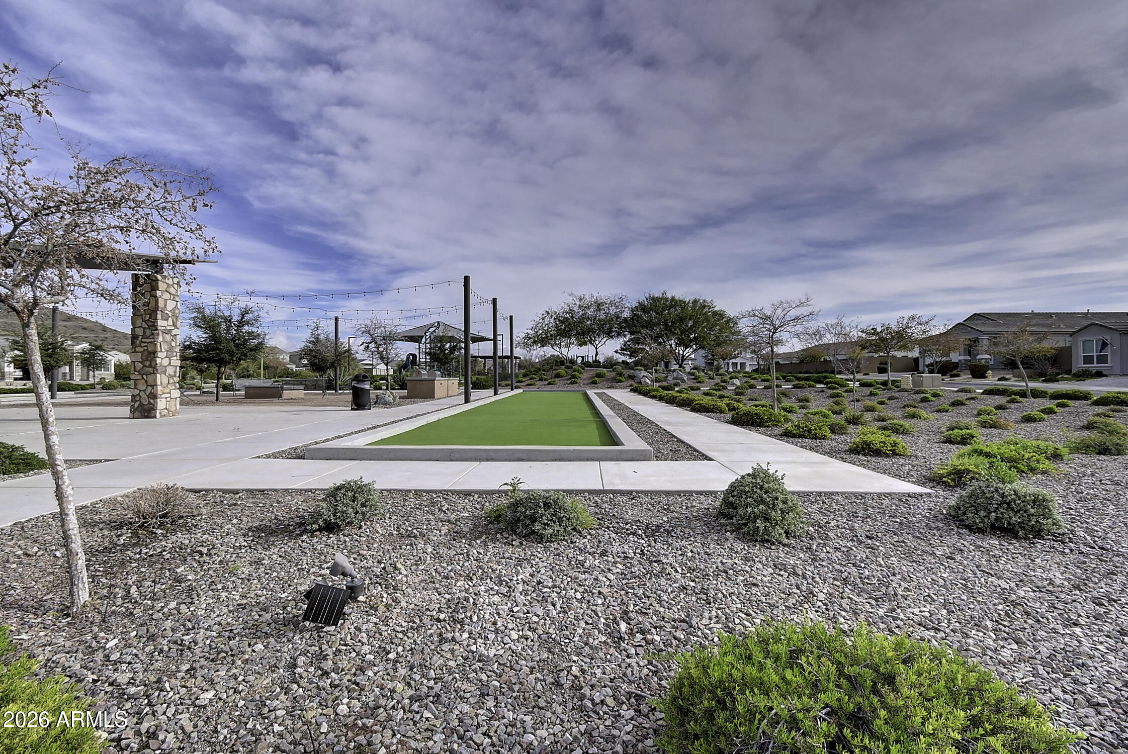 2140 East Alameda Road Phoenix, AZ 85024 - Photo 48 of 54 a view of a basketball court