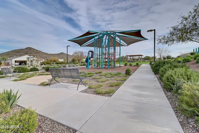 $814,999 | 2140 East Alameda Road, Phoenix, AZ 85024