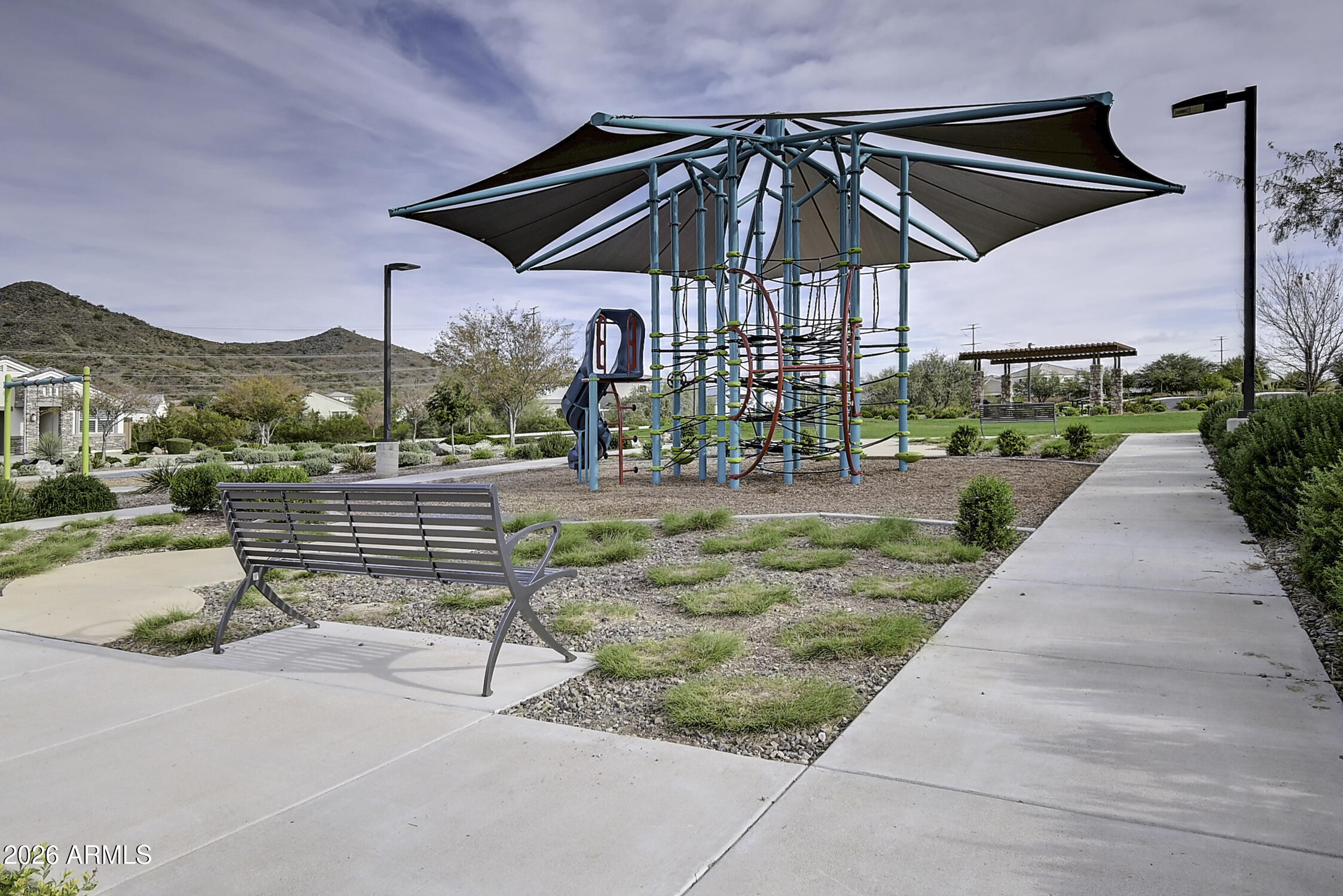 2140 East Alameda Road Phoenix, AZ 85024 - Photo 52 of 54 a view of a terrace with sitting area
