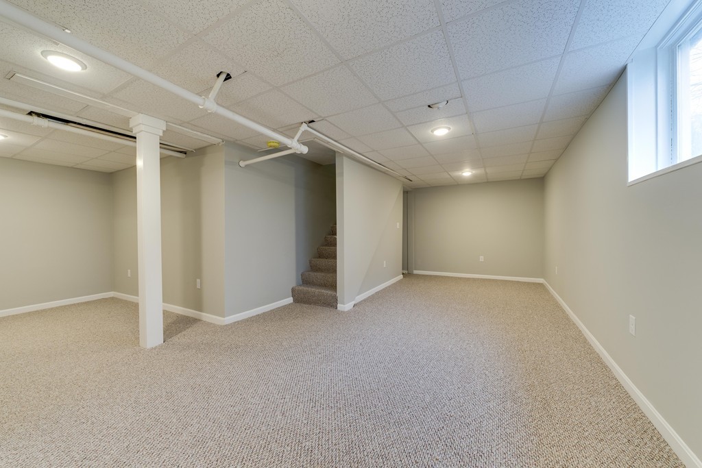 150 Holbrook Road Quincy, MA 02171 - Photo 14 of 21 Gallery Image 14