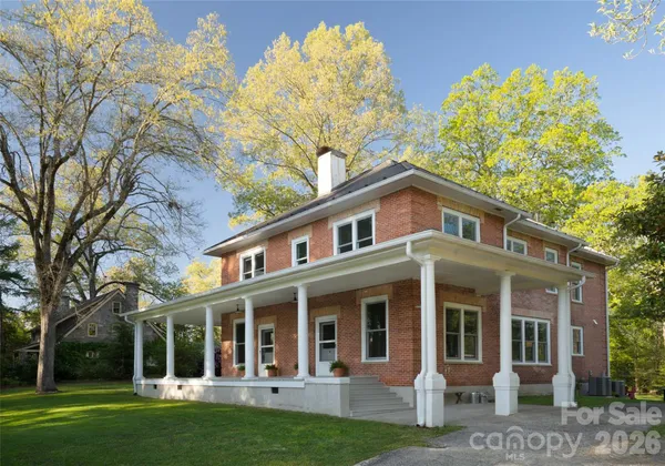 $1,650,000 | 600 East Main Street, Brevard, NC 28712