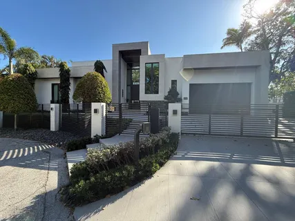 $9,900,000 | 816 Riviera Isle Drive, Fort Lauderdale, FL 33301