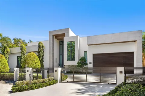 $9,900,000 | 816 Riviera Isle Drive, Fort Lauderdale, FL 33301