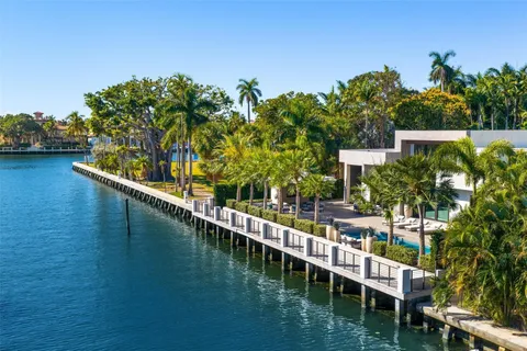 $9,900,000 | 816 Riviera Isle Drive, Fort Lauderdale, FL 33301