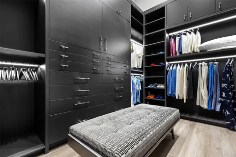 $9,900,000 | 816 Riviera Isle Drive, Fort Lauderdale, FL 33301