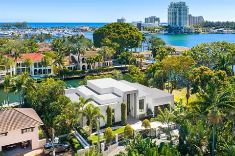 $9,900,000 | 816 Riviera Isle Drive, Fort Lauderdale, FL 33301