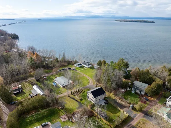 $675,000 | 9 Cedar Street, South Hero, VT 05486