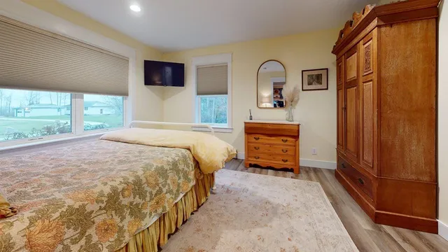 $675,000 | 9 Cedar Street, South Hero, VT 05486