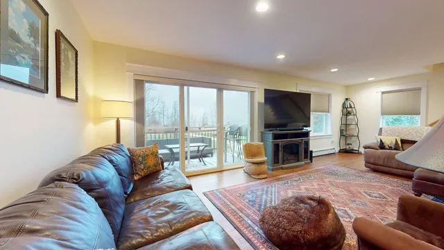 $675,000 | 9 Cedar Street, South Hero, VT 05486