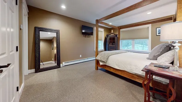 $675,000 | 9 Cedar Street, South Hero, VT 05486