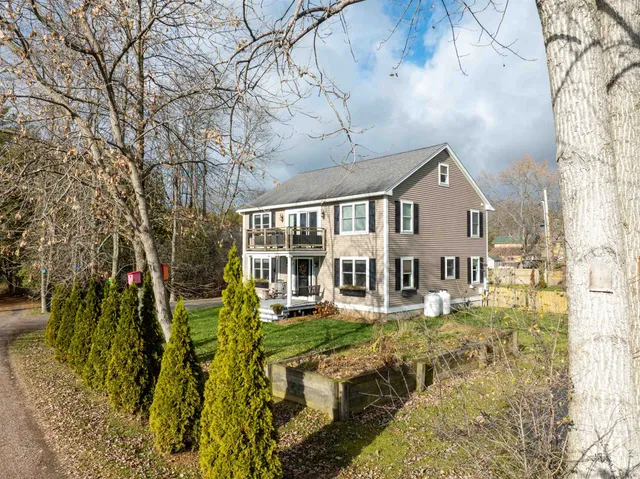 $675,000 | 9 Cedar Street, South Hero, VT 05486