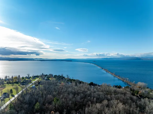 $675,000 | 9 Cedar Street, South Hero, VT 05486