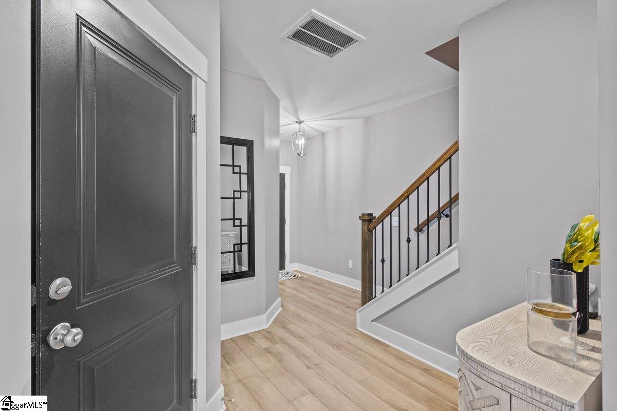 31 Alkanet Way Greenville, SC 29607 - Photo 3 of 27