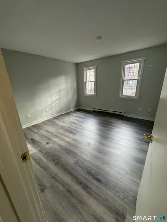 $194,500 | 239 Old Farms Road, Unit 5C, Avon, CT 06001