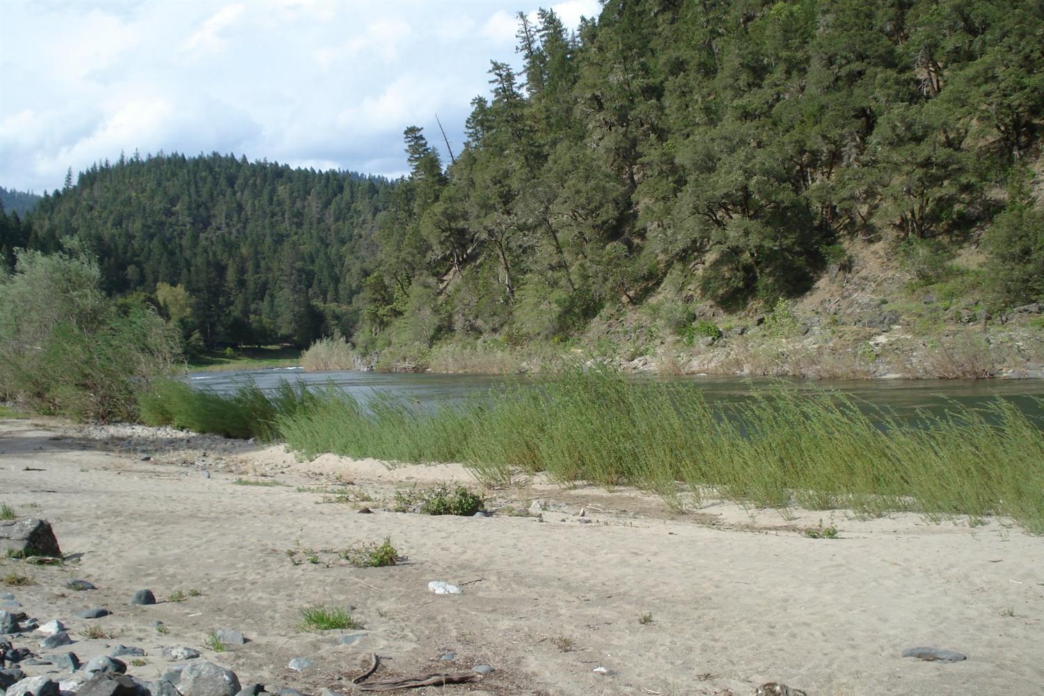 11800 Galice Road Merlin, OR 97532 - Photo 6 of 22 a view of a lake view with mountain