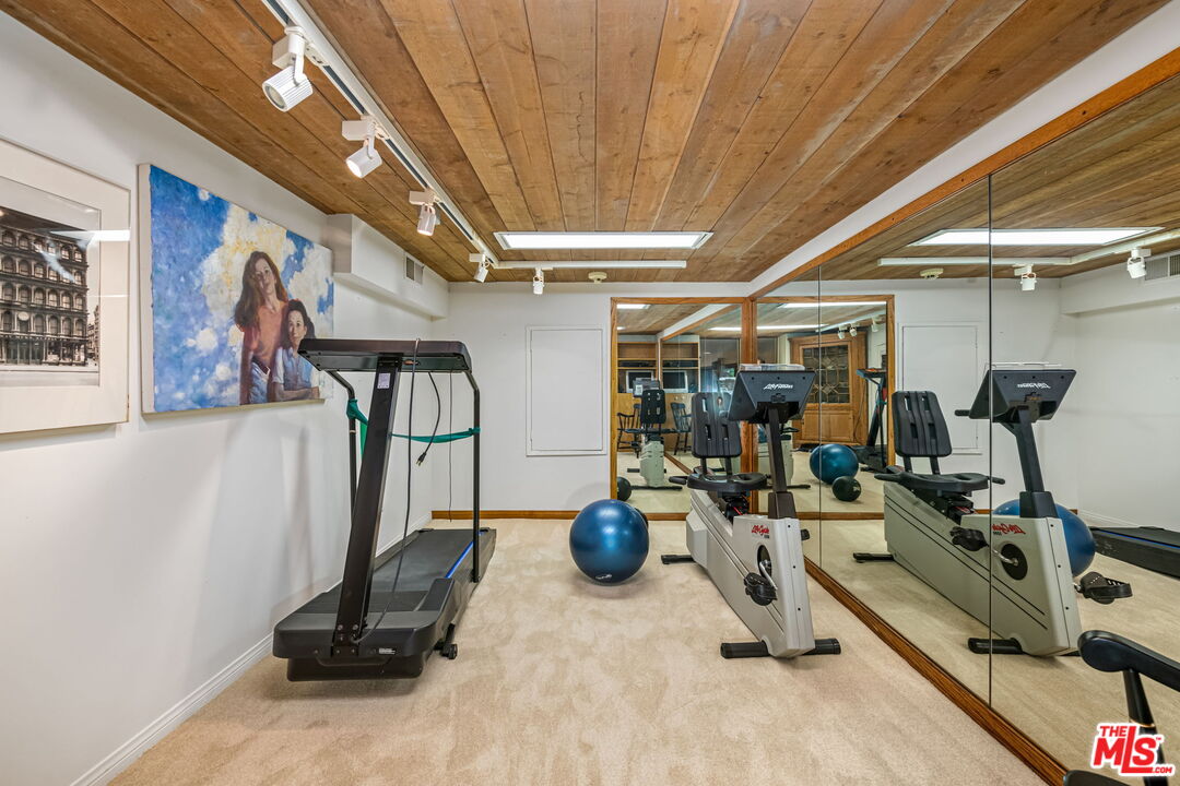 13360 Chalon Road Los Angeles, CA 90049 - Photo 48 of 69