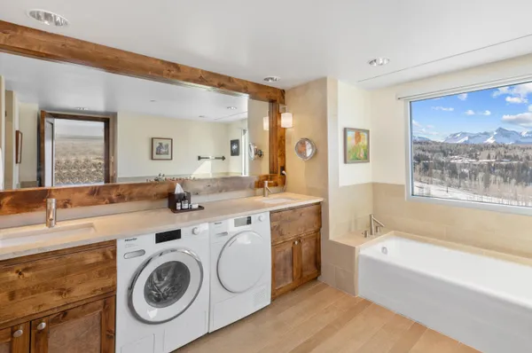 $1,400,000 | 136 Country Club Drive, Unit 322, Mountain Village, CO 81435