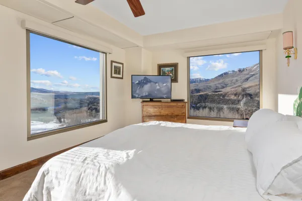 $1,400,000 | 136 Country Club Drive, Unit 322, Mountain Village, CO 81435