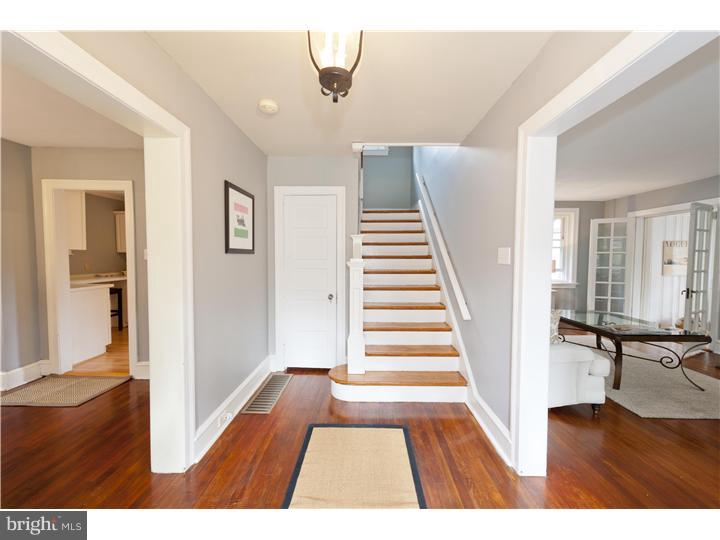 443 Conestoga Road Wayne, PA 19087 - Photo 3 of 20 Foyer