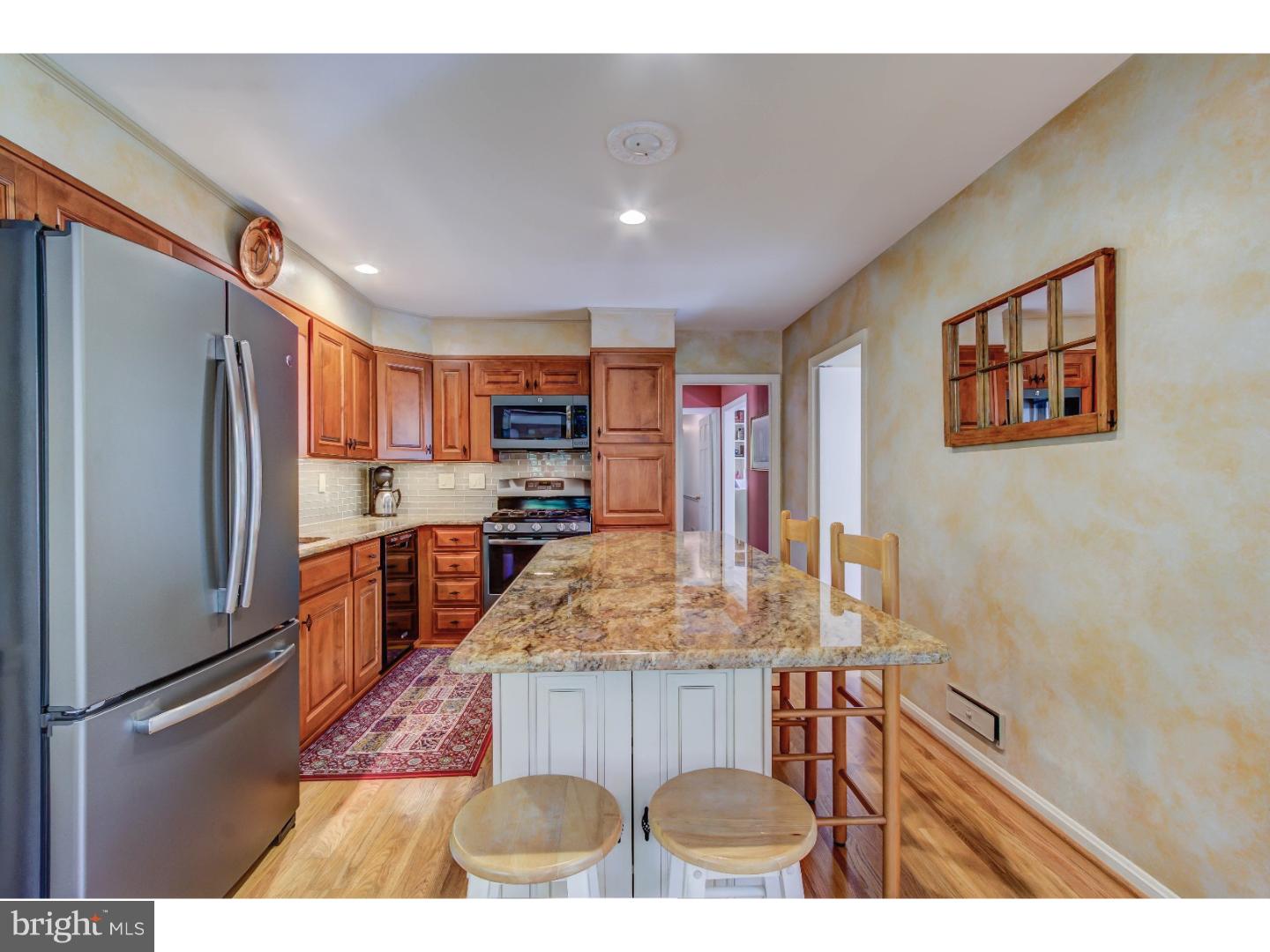699 Knox Road Wayne, PA 19087 - Photo 8 of 25