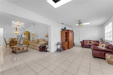 $560,000 | 13332 Southwest 113th Court, Miami, FL 33176