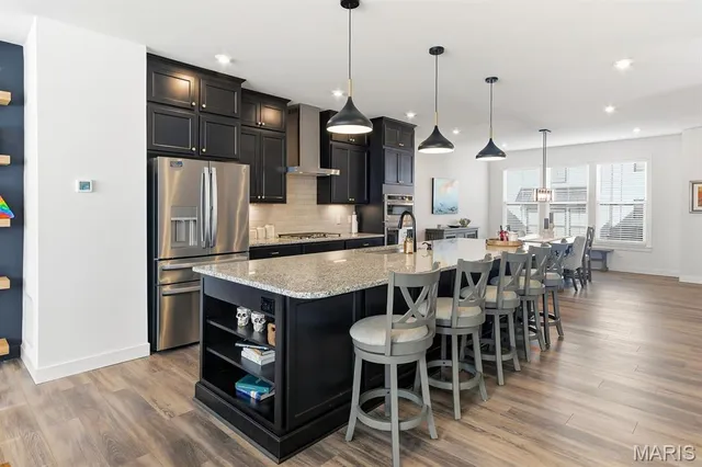 $824,900 | 16503 Honey Locust Drive, Chesterfield, MO 63005