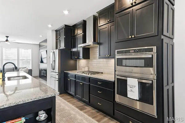 $799,900 | 16503 Honey Locust Drive, Chesterfield, MO 63005