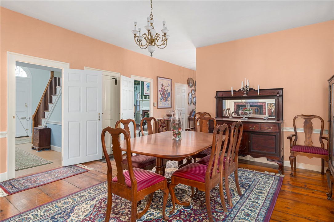 141 Post Road Warwick, RI 02888 - Photo 13 of 50