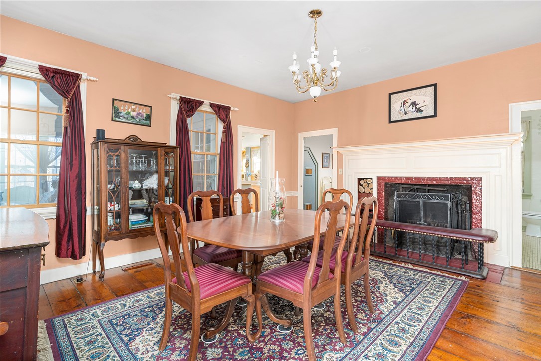 141 Post Road Warwick, RI 02888 - Photo 15 of 50