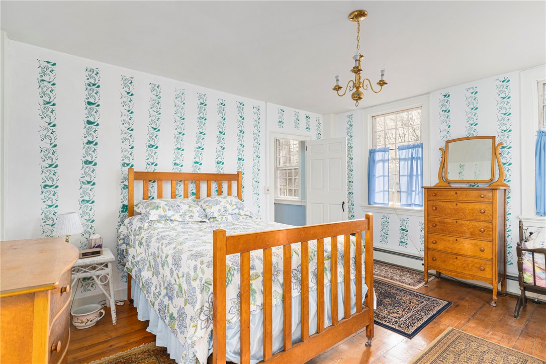 141 Post Road Warwick, RI 02888 - Photo 27 of 50