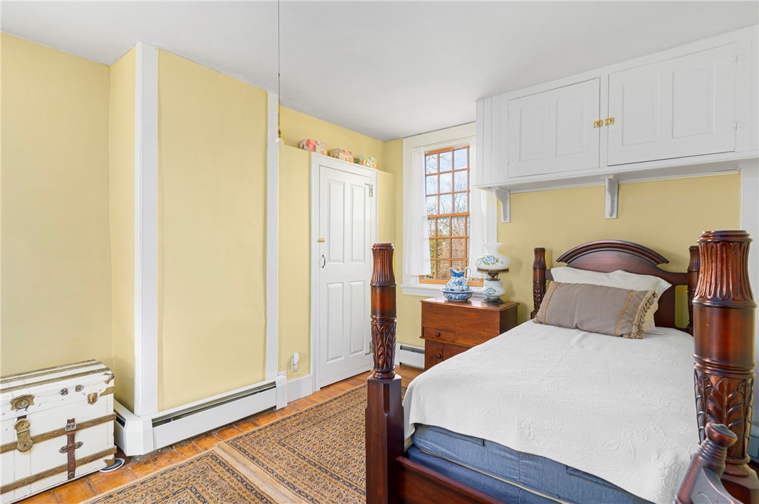 141 Post Road Warwick, RI 02888 - Photo 29 of 50